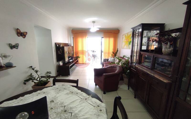 Apartamento à venda com 3 quartos, 126m² - Foto 2