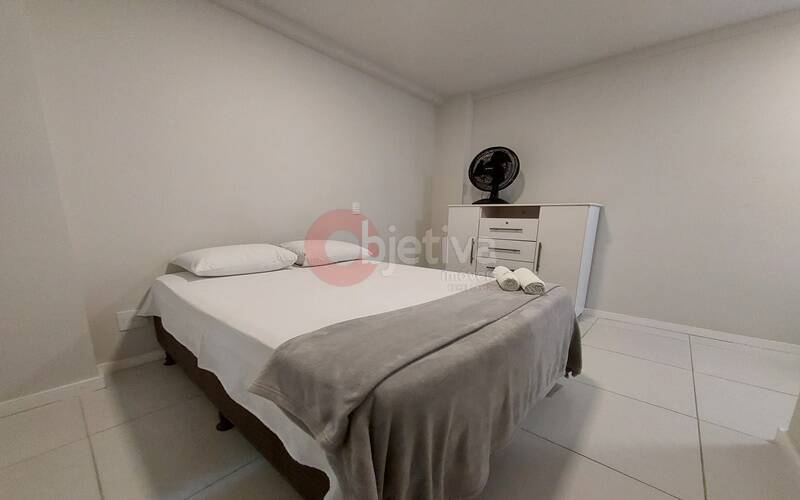 Apartamento à venda com 1 quarto, 60m² - Foto 14