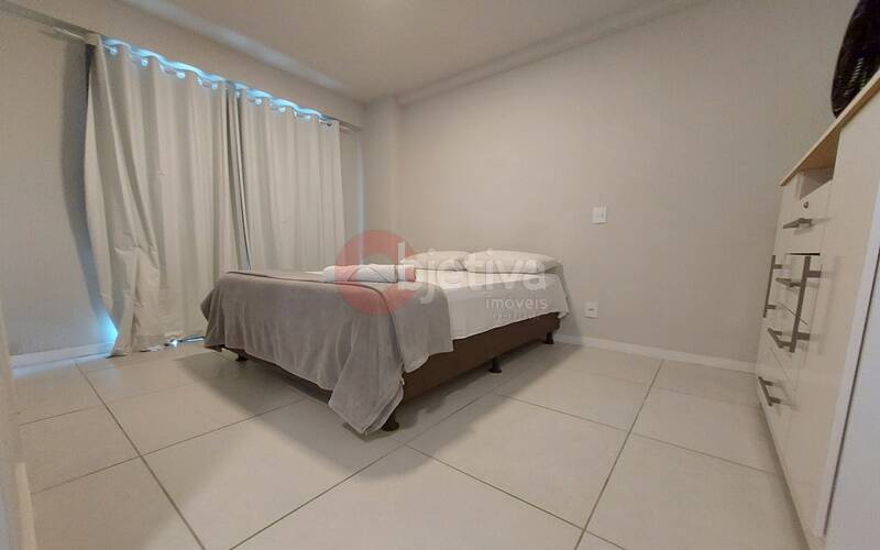 Apartamento à venda com 1 quarto, 60m² - Foto 13