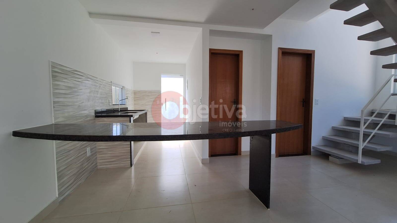 Casa à venda com 3 quartos, 100m² - Foto 5