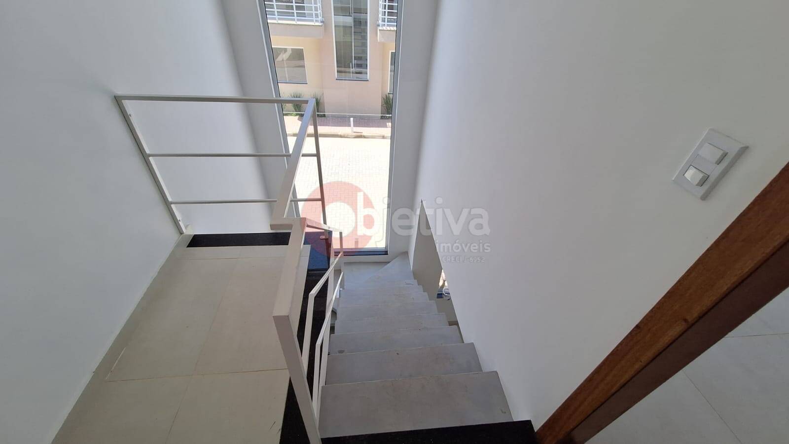 Casa à venda com 3 quartos, 100m² - Foto 14