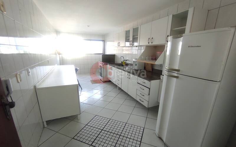 Apartamento à venda com 2 quartos, 85m² - Foto 17