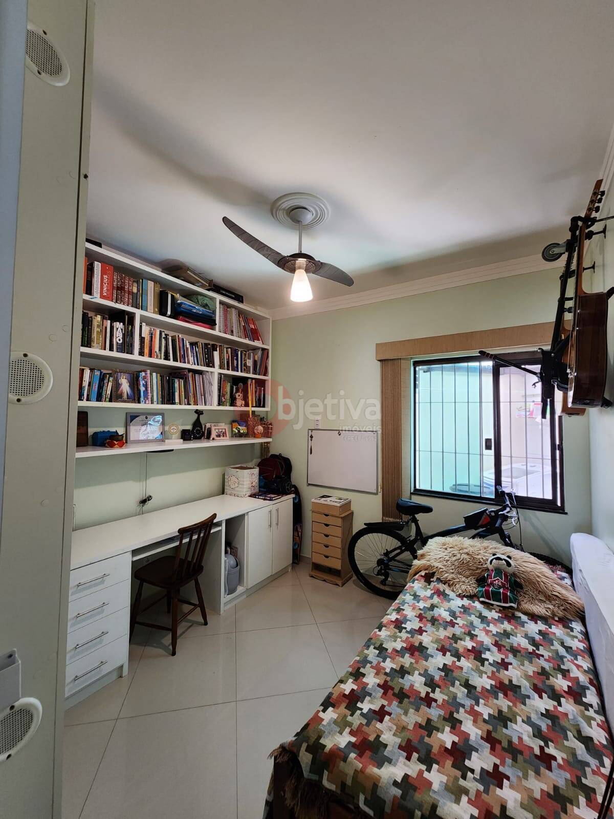 Casa à venda com 4 quartos, 108m² - Foto 9