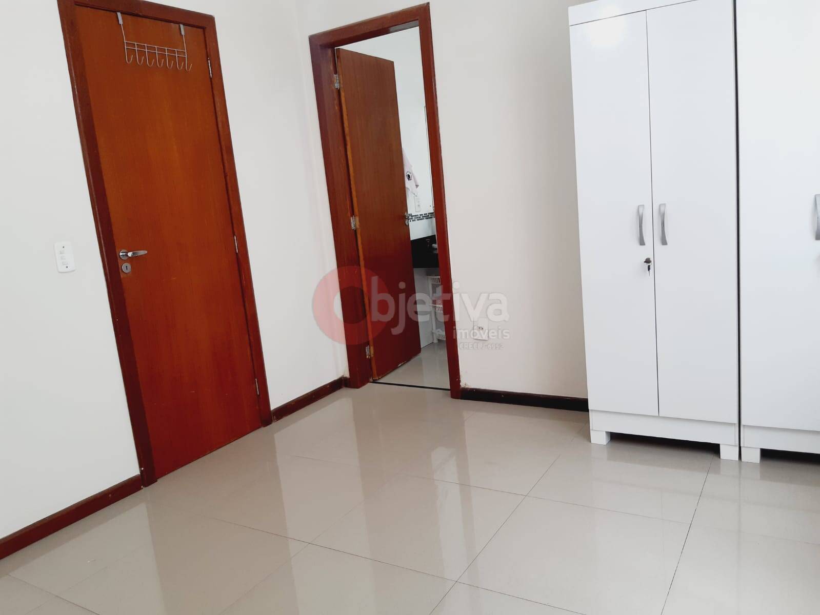 Casa de Condomínio à venda com 3 quartos, 300m² - Foto 14