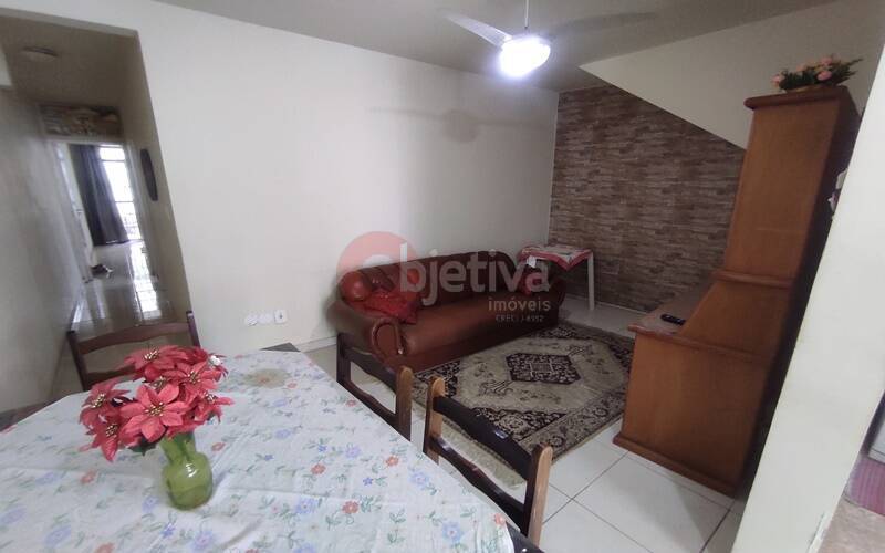 Apartamento à venda com 2 quartos, 70m² - Foto 2