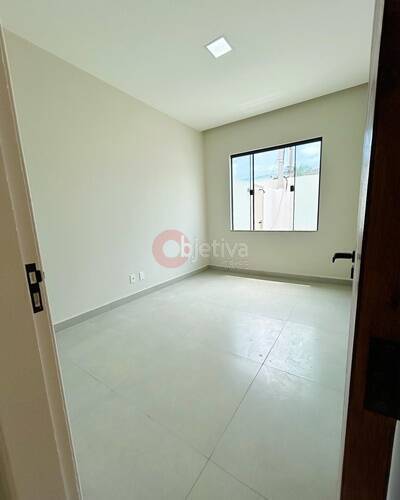 Casa à venda com 2 quartos, 60m² - Foto 7