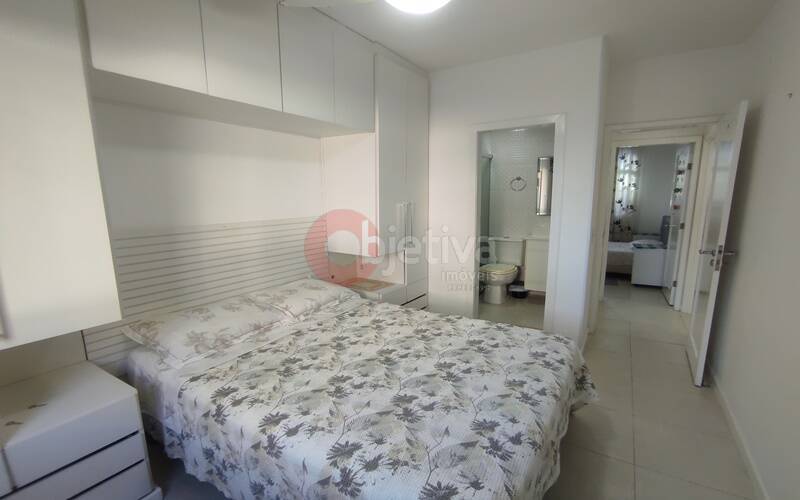 Apartamento à venda com 2 quartos, 75m² - Foto 9