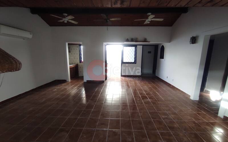 Casa de Condomínio para alugar com 3 quartos, 70m² - Foto 2