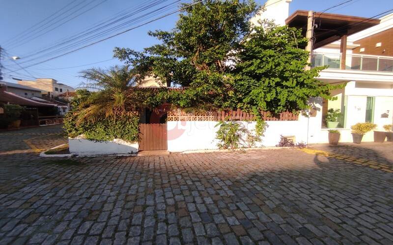 Casa de Condomínio para alugar com 3 quartos, 70m² - Foto 1