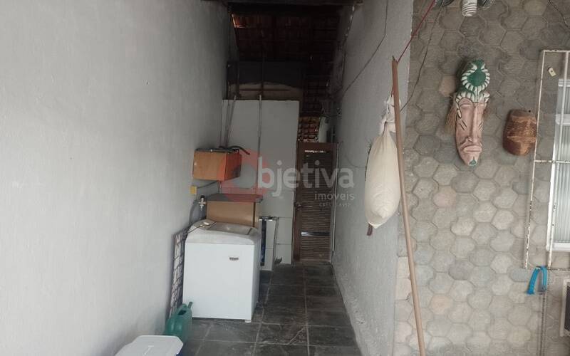 Casa à venda com 3 quartos, 360m² - Foto 11