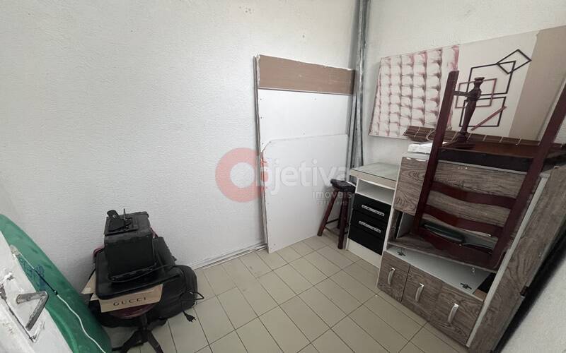 Apartamento à venda com 2 quartos, 75m² - Foto 9