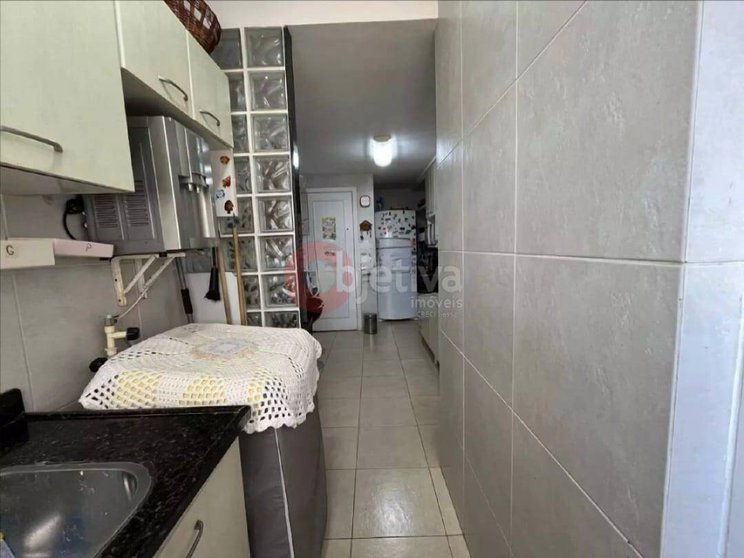 Apartamento à venda com 3 quartos, 71m² - Foto 13