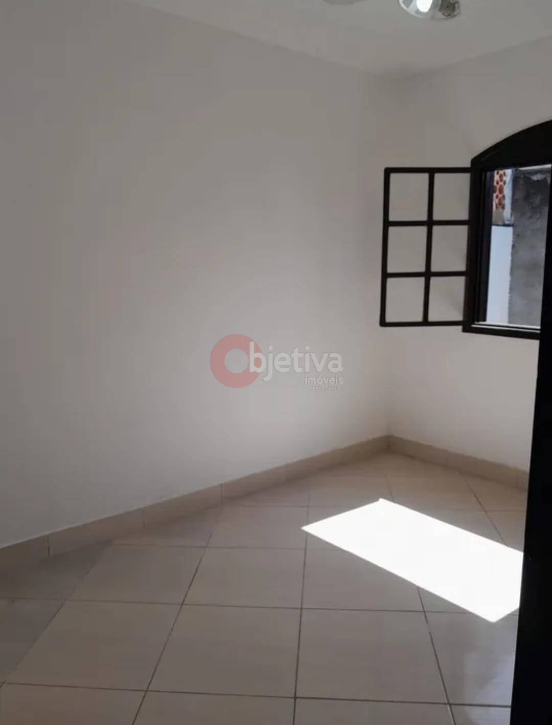 Casa à venda com 3 quartos, 85m² - Foto 5