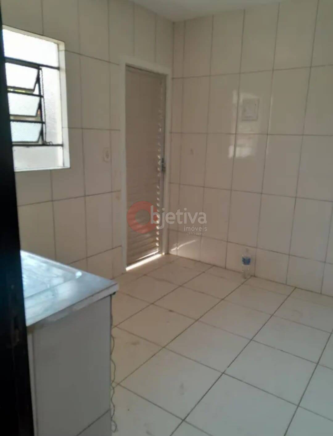 Casa à venda com 3 quartos, 85m² - Foto 6