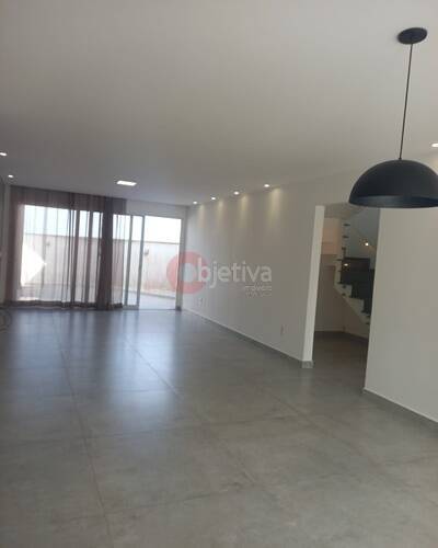 Casa à venda com 4 quartos, 266m² - Foto 6