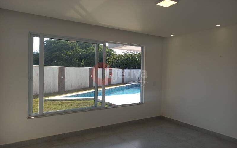 Casa à venda com 4 quartos, 266m² - Foto 7