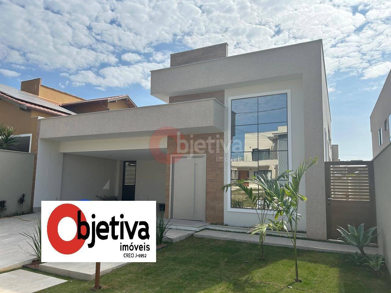 Casa de Condomínio à venda com 3 quartos, 360m² - Foto 1