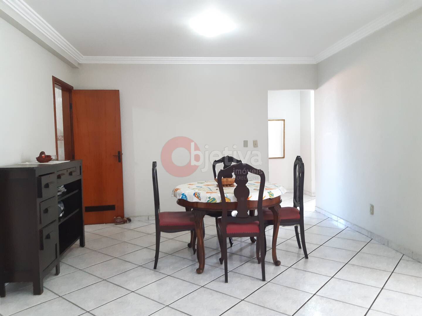 Apartamento à venda com 3 quartos, 121m² - Foto 4