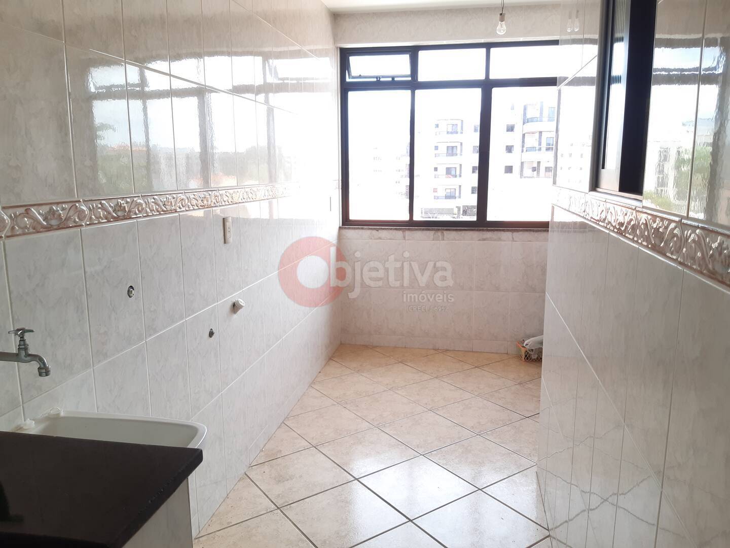 Apartamento à venda com 3 quartos, 121m² - Foto 29