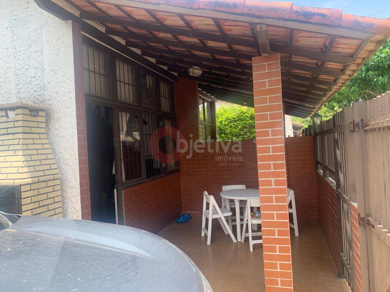 Casa de Condomínio à venda com 4 quartos, 100m² - Foto 2