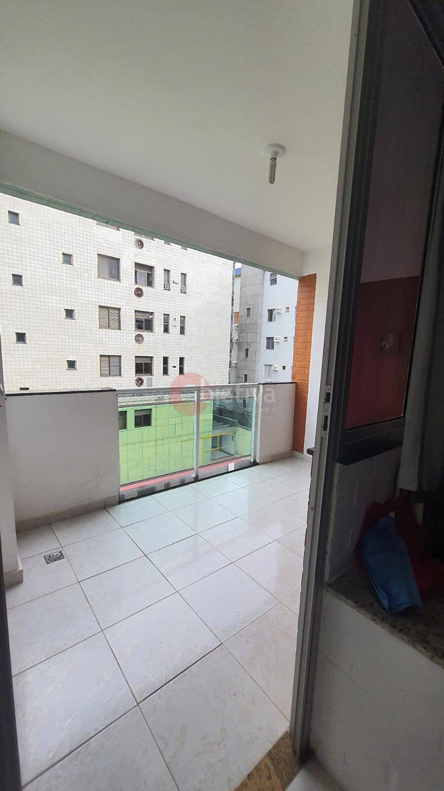 Apartamento à venda com 2 quartos, 75m² - Foto 12