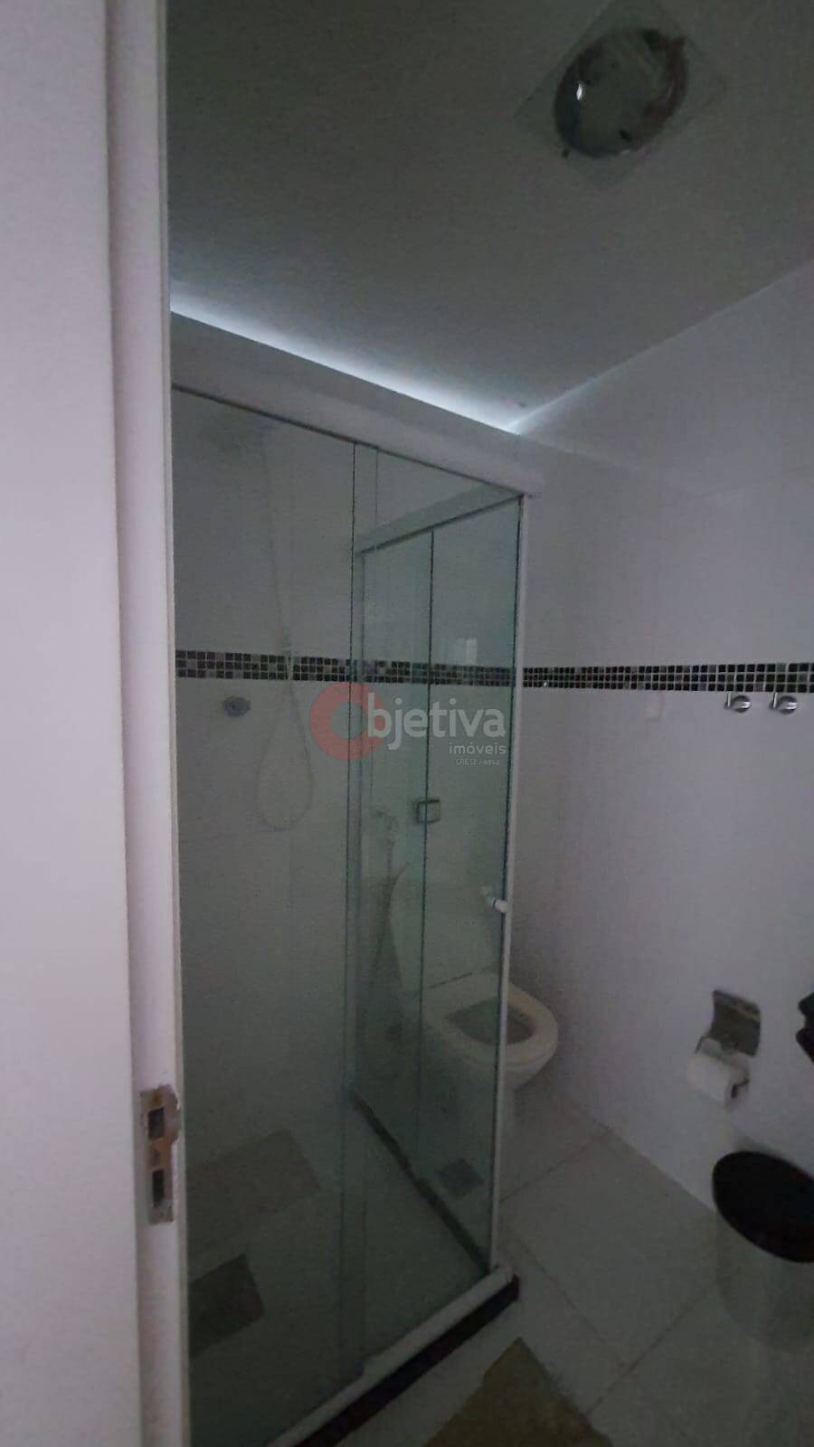 Apartamento à venda com 2 quartos, 75m² - Foto 13