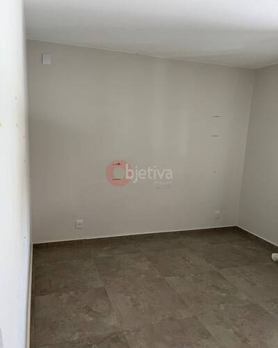 Casa para alugar com 3 quartos, 300m² - Foto 5