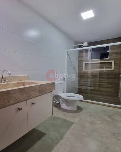 Casa para alugar com 3 quartos, 300m² - Foto 9