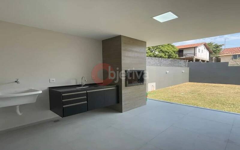 Casa para alugar com 3 quartos, 300m² - Foto 13