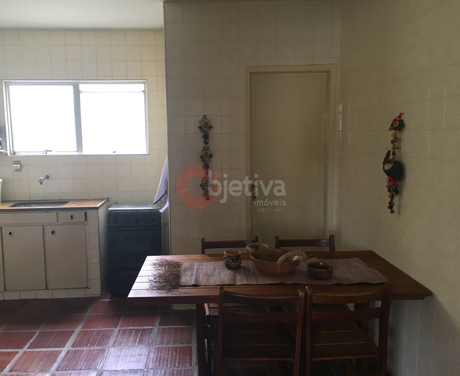 Apartamento à venda com 2 quartos, 75m² - Foto 4