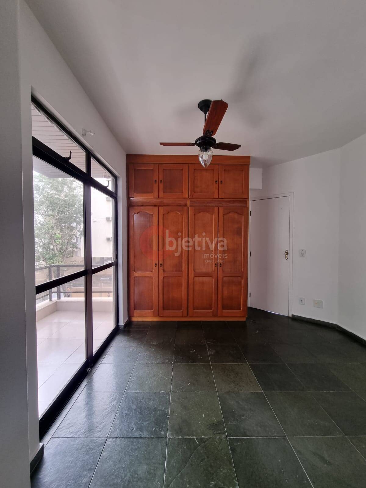 Apartamento à venda com 3 quartos, 132m² - Foto 19