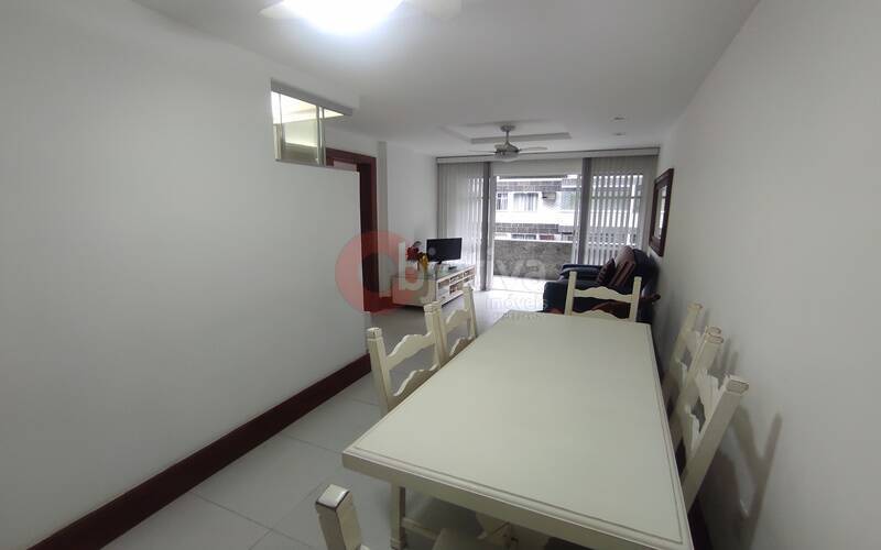 Apartamento à venda com 2 quartos, 78m² - Foto 2