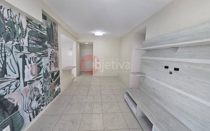 Apartamento para alugar com 2 quartos, 75m² - Foto 4