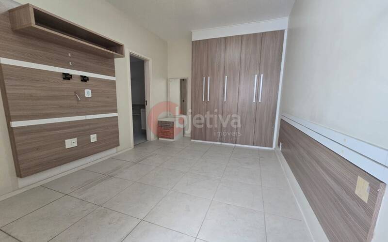 Apartamento para alugar com 2 quartos, 75m² - Foto 13