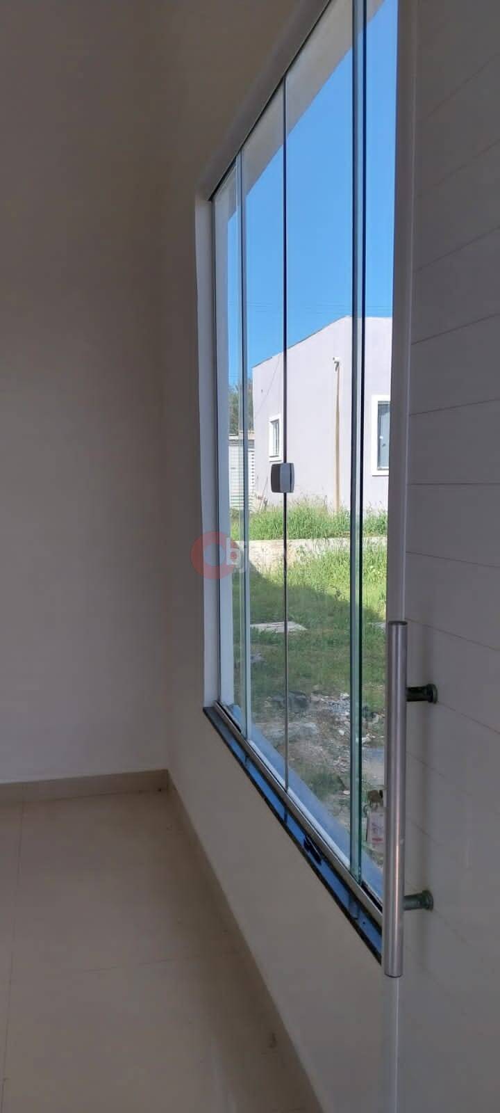 Casa à venda com 2 quartos, 60m² - Foto 5