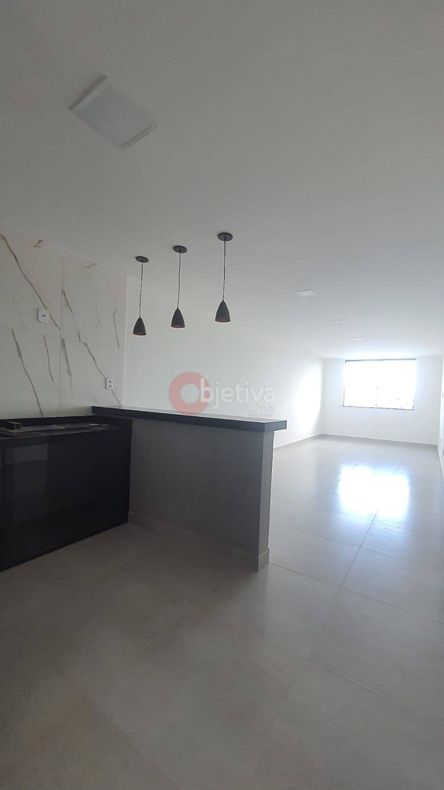 Apartamento para alugar com 2 quartos, 85m² - Foto 2