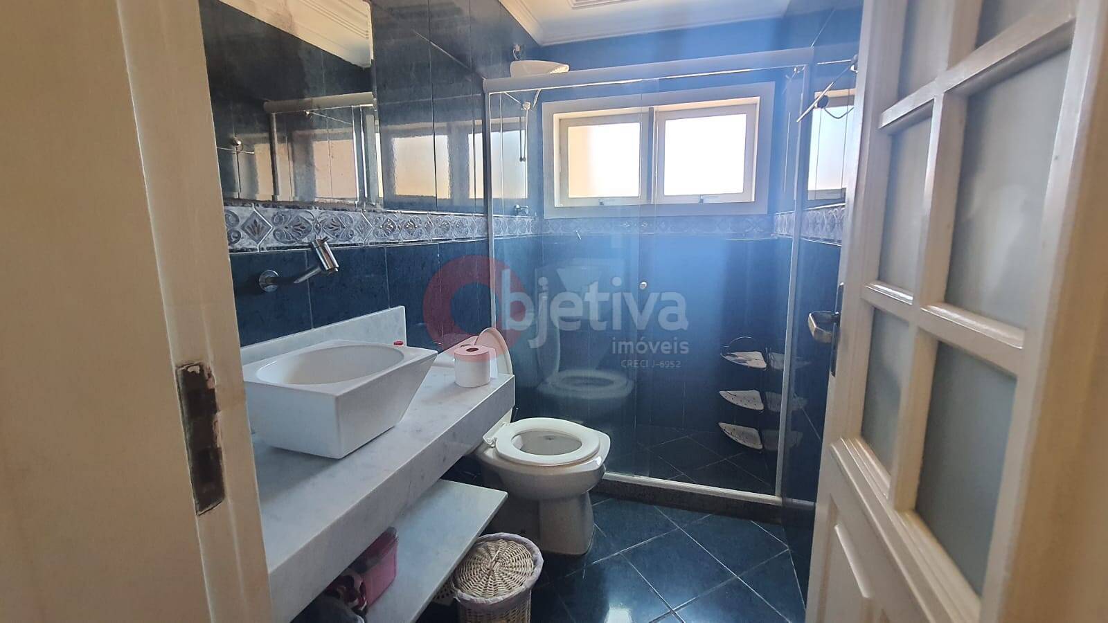 Casa à venda e aluguel com 3 quartos, 294m² - Foto 10