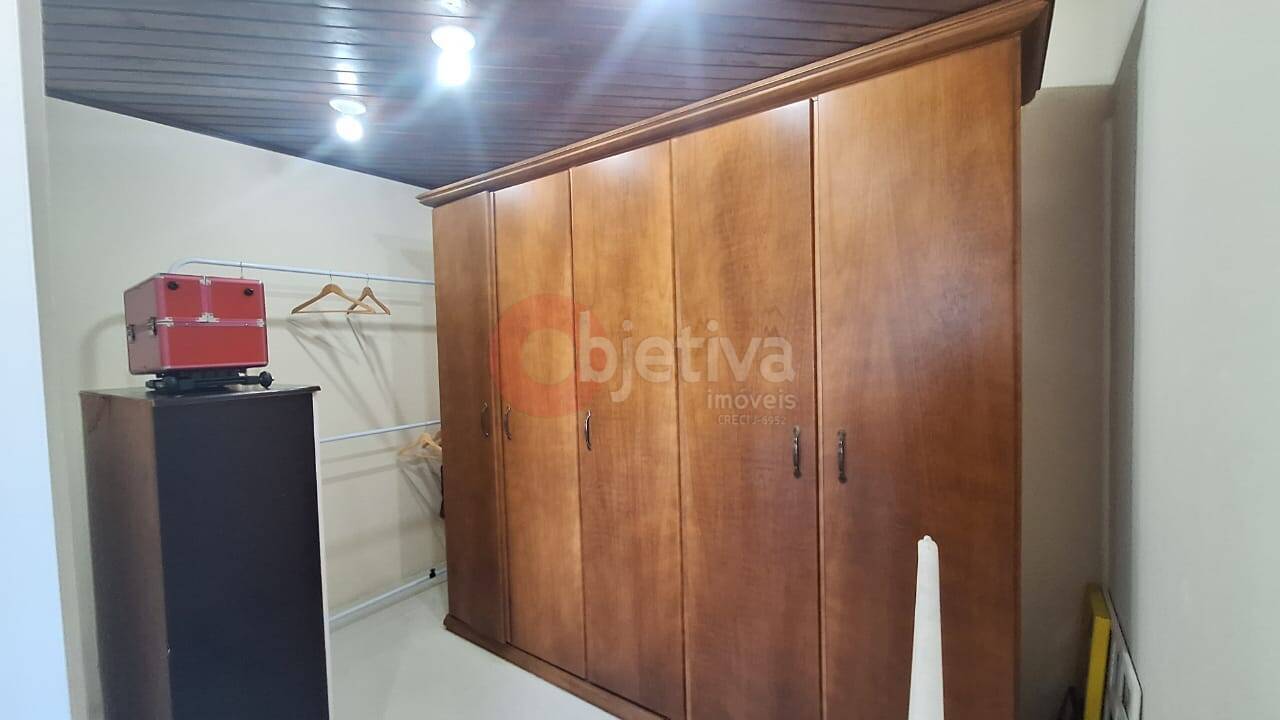 Casa à venda e aluguel com 3 quartos, 294m² - Foto 24