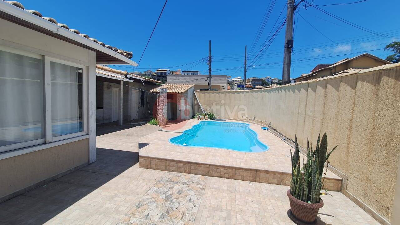 Casa à venda e aluguel com 3 quartos, 294m² - Foto 4