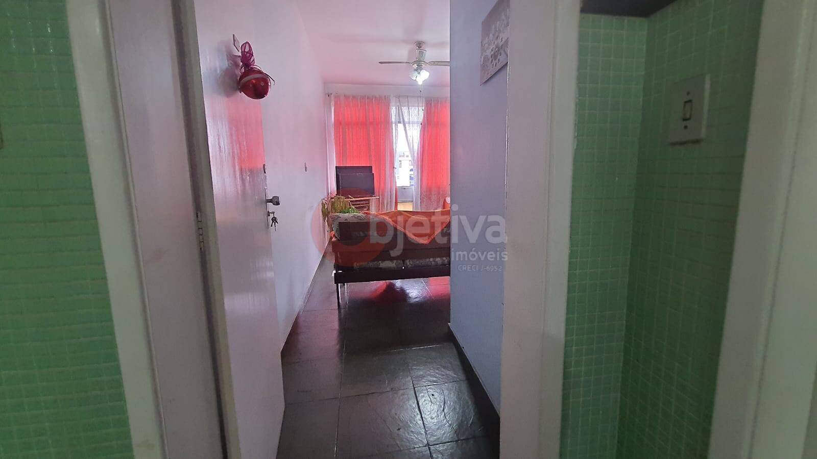 Apartamento à venda com 2 quartos, 80m² - Foto 2