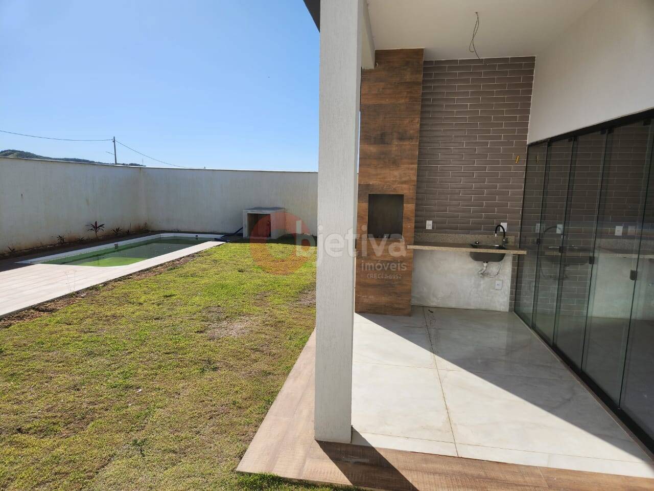 Casa à venda com 4 quartos, 125m² - Foto 8