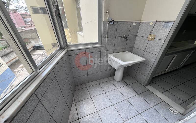 Apartamento para alugar com 2 quartos, 75m² - Foto 15