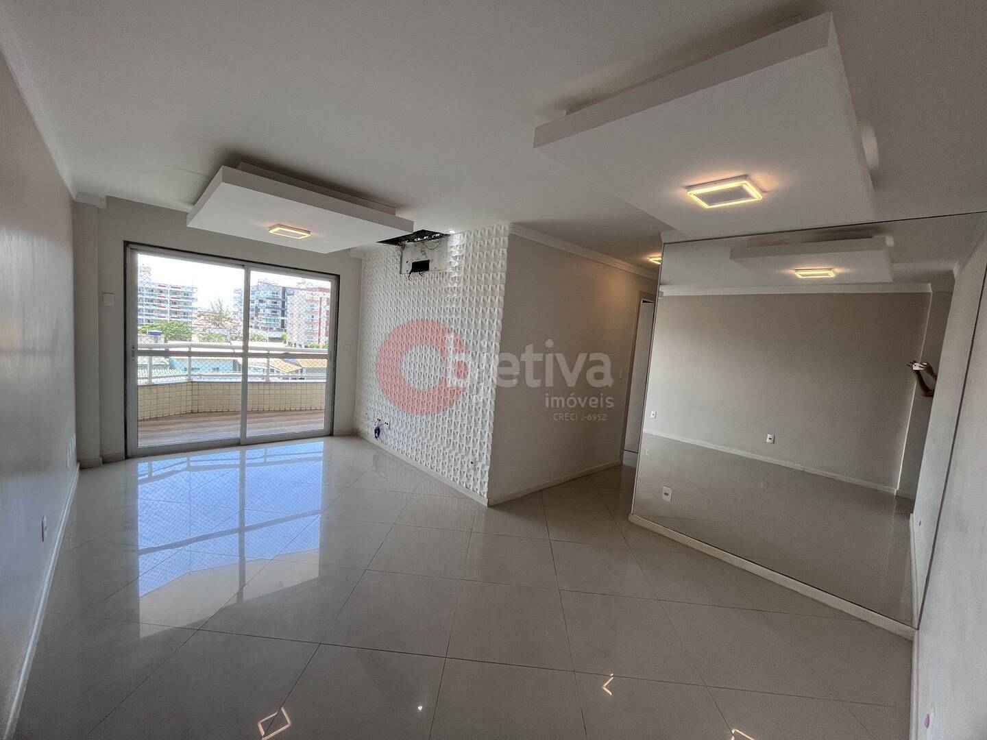 Apartamento para alugar com 2 quartos, 100m² - Foto 1