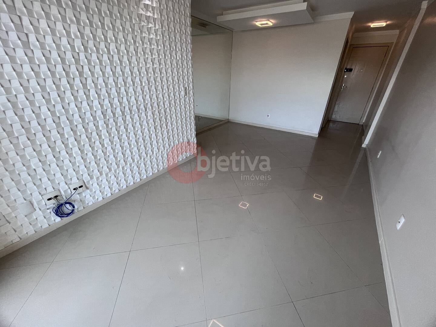 Apartamento para alugar com 2 quartos, 100m² - Foto 2