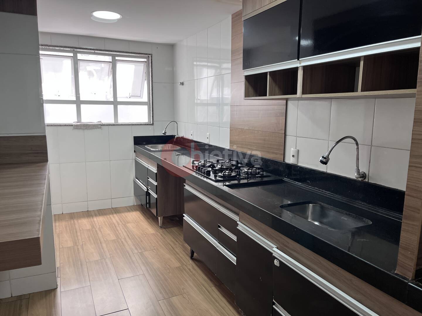 Apartamento para alugar com 2 quartos, 100m² - Foto 12