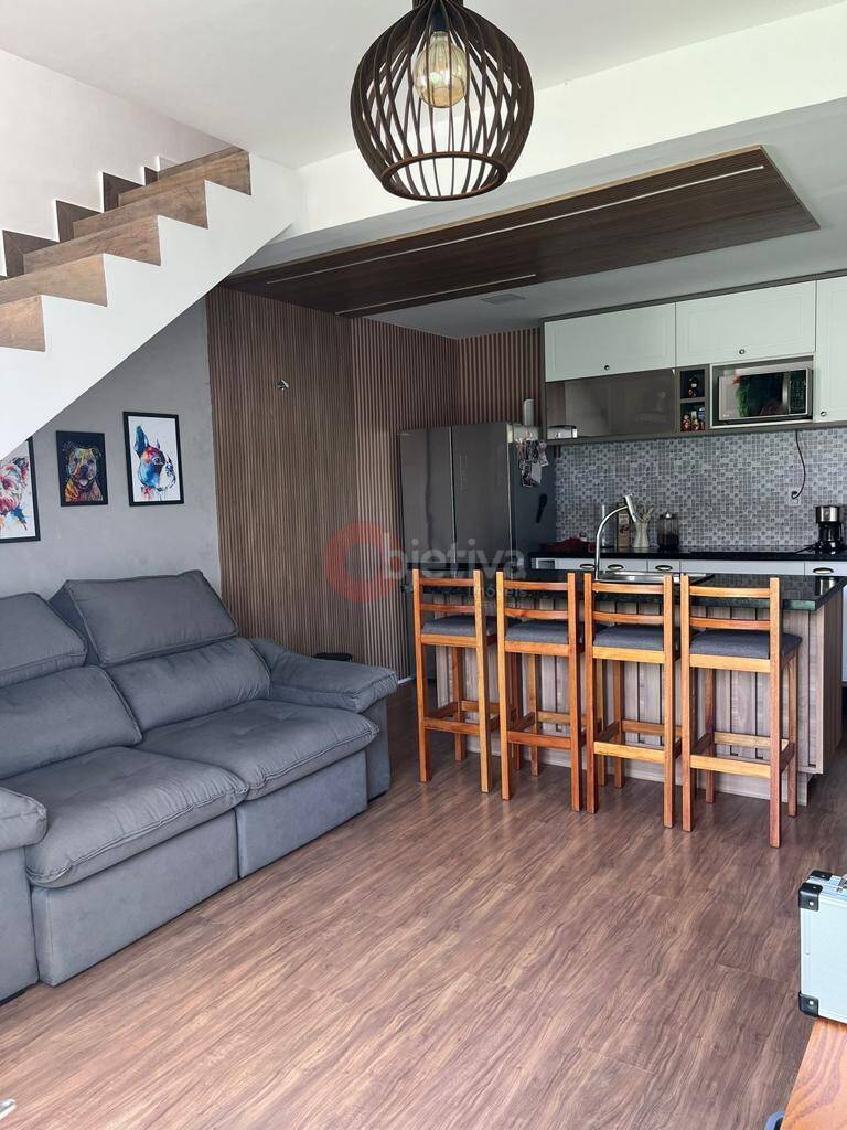 Casa à venda com 3 quartos, 180m² - Foto 3