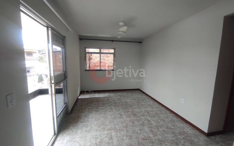 Apartamento à venda com 2 quartos, 60m² - Foto 1