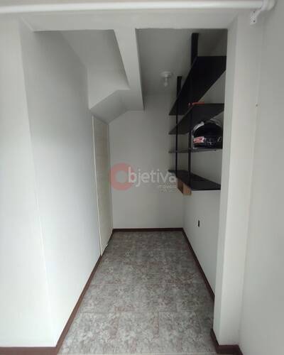 Apartamento à venda com 2 quartos, 60m² - Foto 3