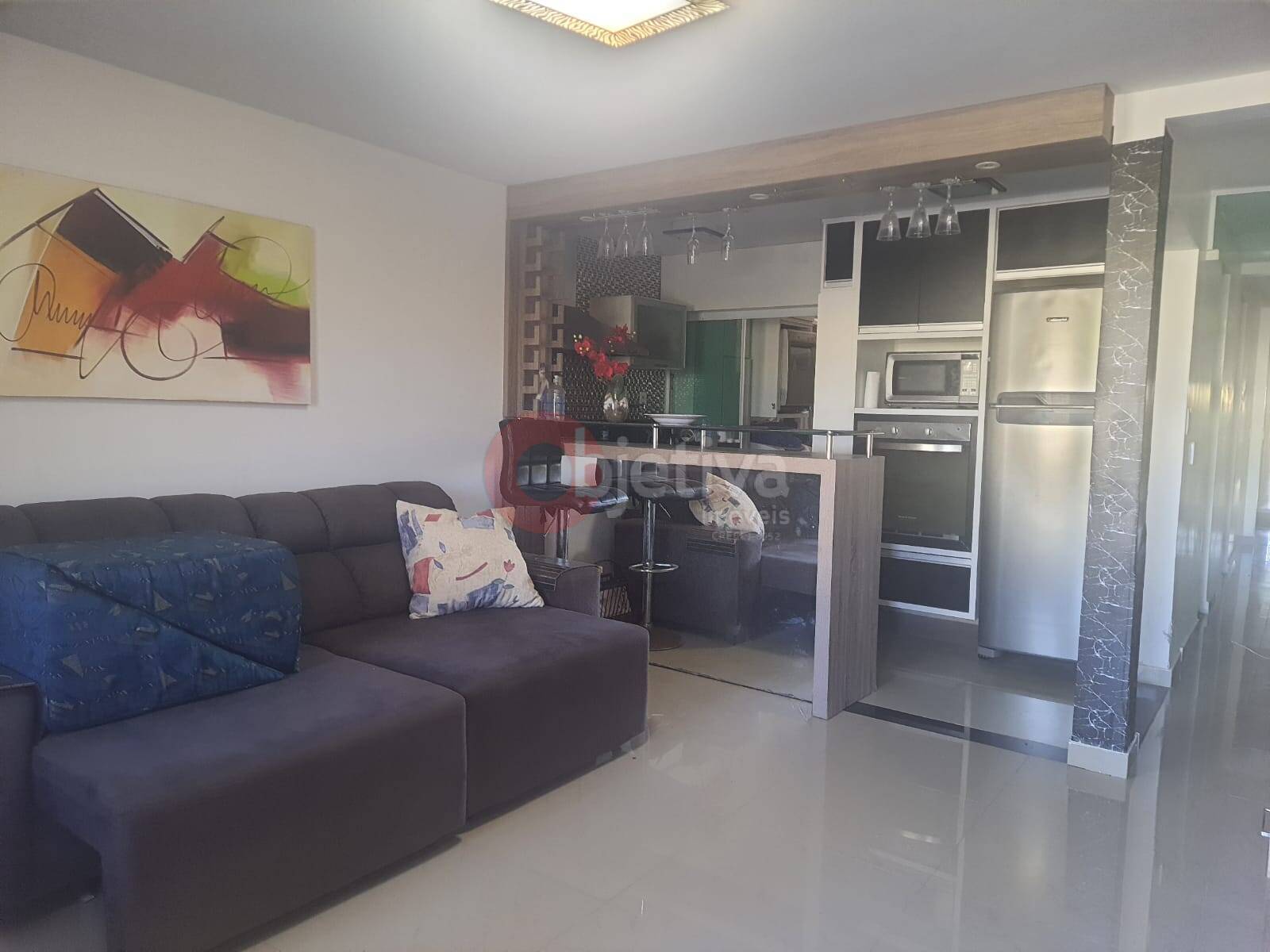 Casa à venda com 2 quartos, 65m² - Foto 2