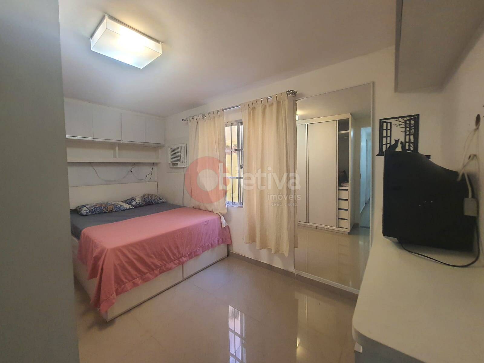 Casa à venda com 2 quartos, 65m² - Foto 17